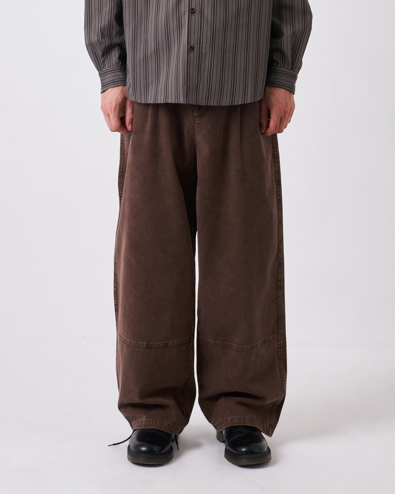 Earth Washed Pleated Pants