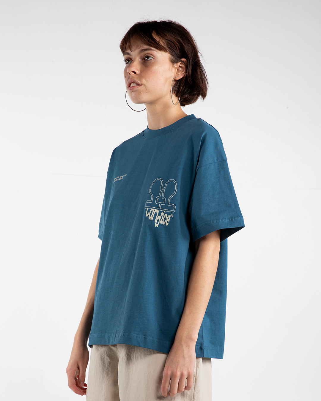 candice-boxy-tshirt-connect-blue-side